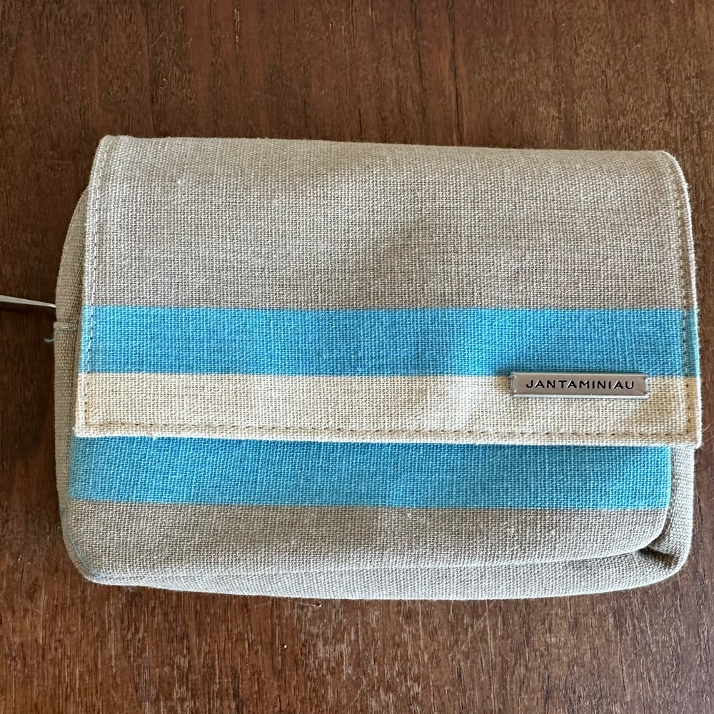 Jantaminiau Mini Travel Case/ Bag